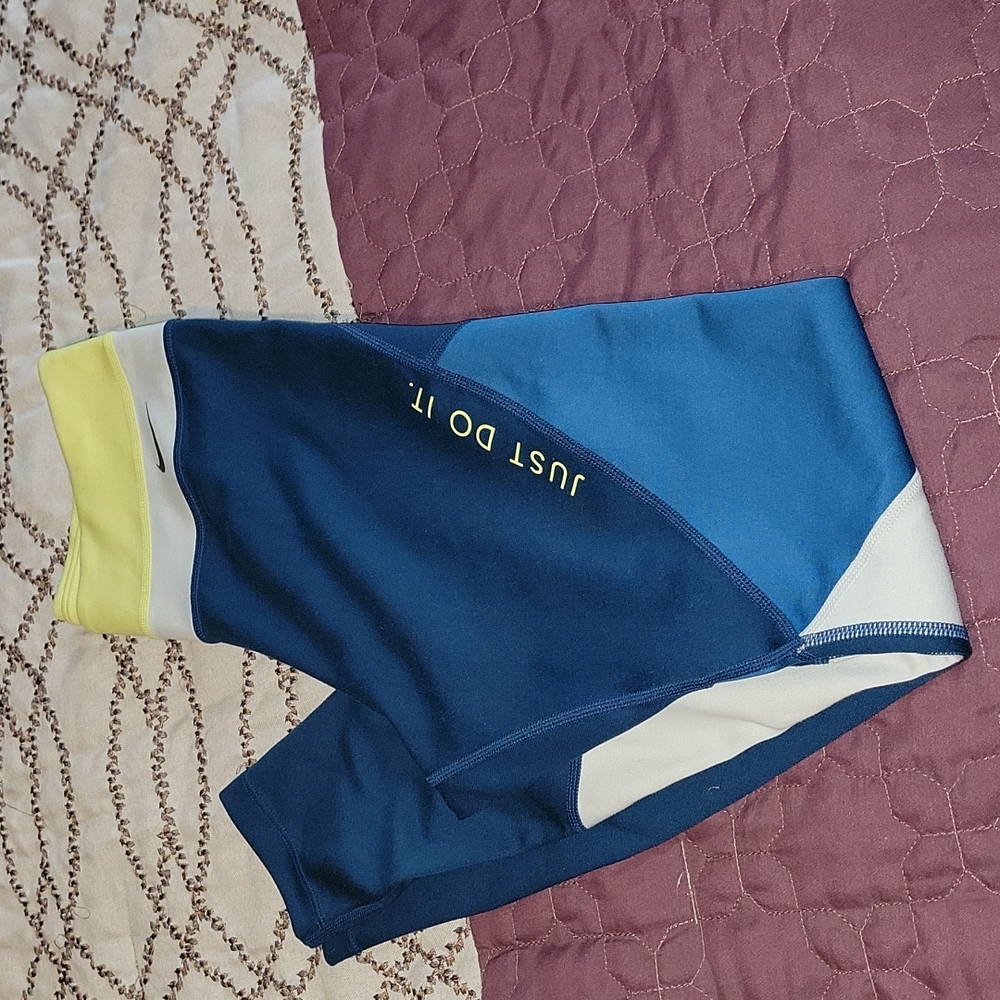 Women's nike leggings